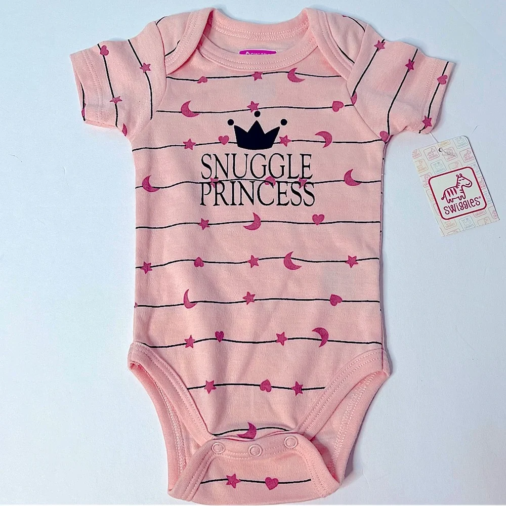 Swiggles Baby Girl Pink Snuggle Princess One Piece with Snaps Size 3 - 6 M NEW!